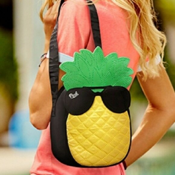 VSPink Insulated Pineapple Cooler Bag 🍕 🥪 🥙 🍕 - Picture 2 of 8